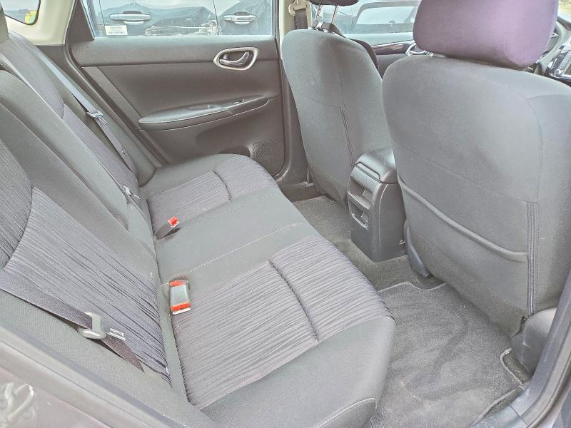 49558426 :رقم المزاد ، 3N1AB7AP5KY317707 vin ، 2019 Nissan Sentra مزاد بيع