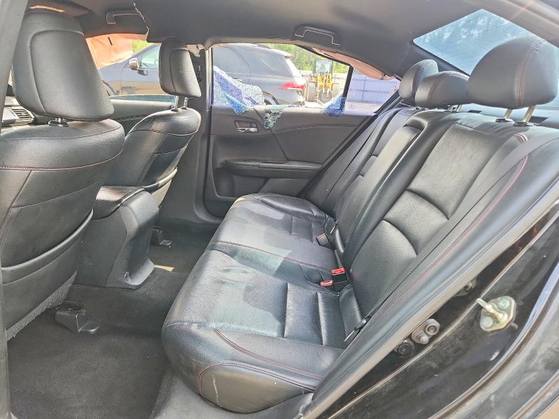 52681146 :رقم المزاد ، 1HGCR2F16HA197133 vin ، 2017 Honda Accord مزاد بيع