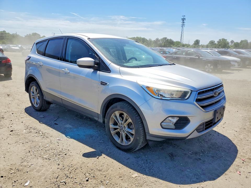 Продаж на аукціоні авто 2017 Ford Escape, vin: 1FMCU9G90HUE62990, номер лоту: 53909006