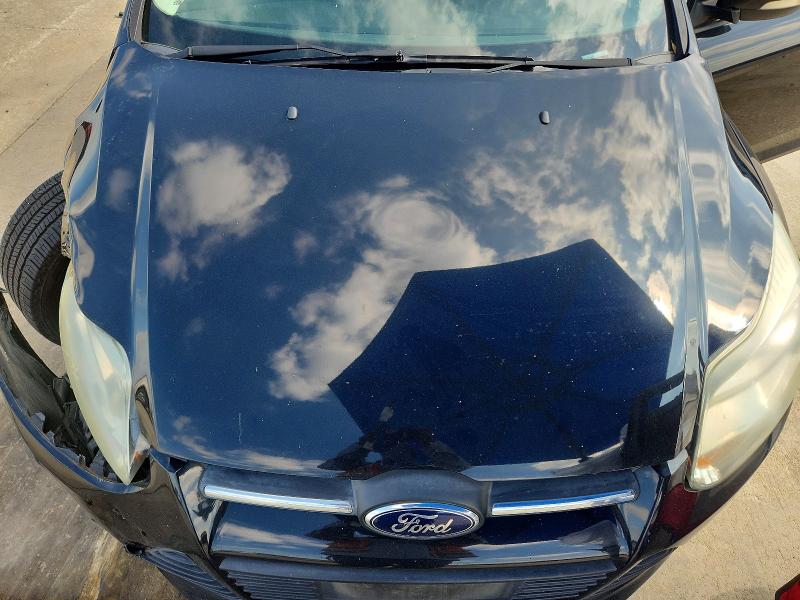 54165326 :رقم المزاد ، 1FADP3F27EL352852 vin ، 2014 Ford Focus مزاد بيع