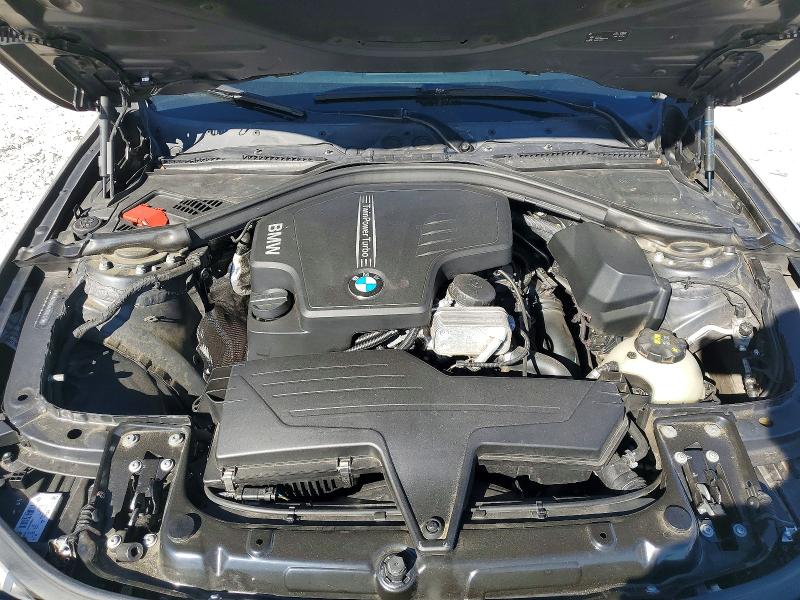 2016 Bmw 328 მანქანა იყიდება აუქციონზე, vin: WBA8E9G54GNT87379, აუქციონის ნომერი: 53624896