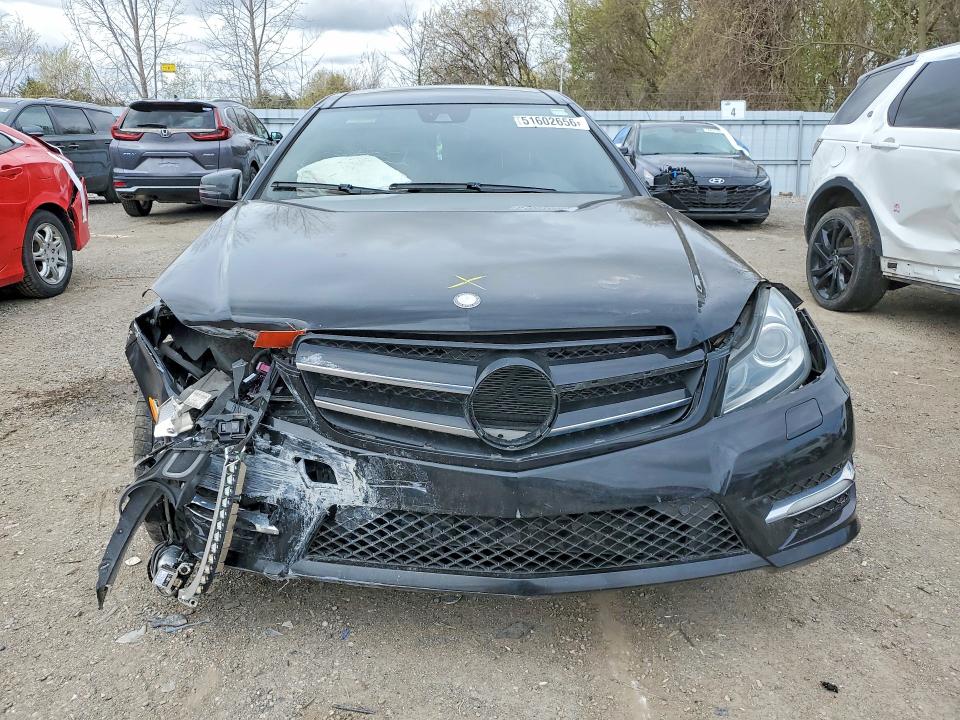 2013 Mercedes-benz C მანქანა იყიდება აუქციონზე, vin: WDDGJ4HB9DF958099, აუქციონის ნომერი: 51602656