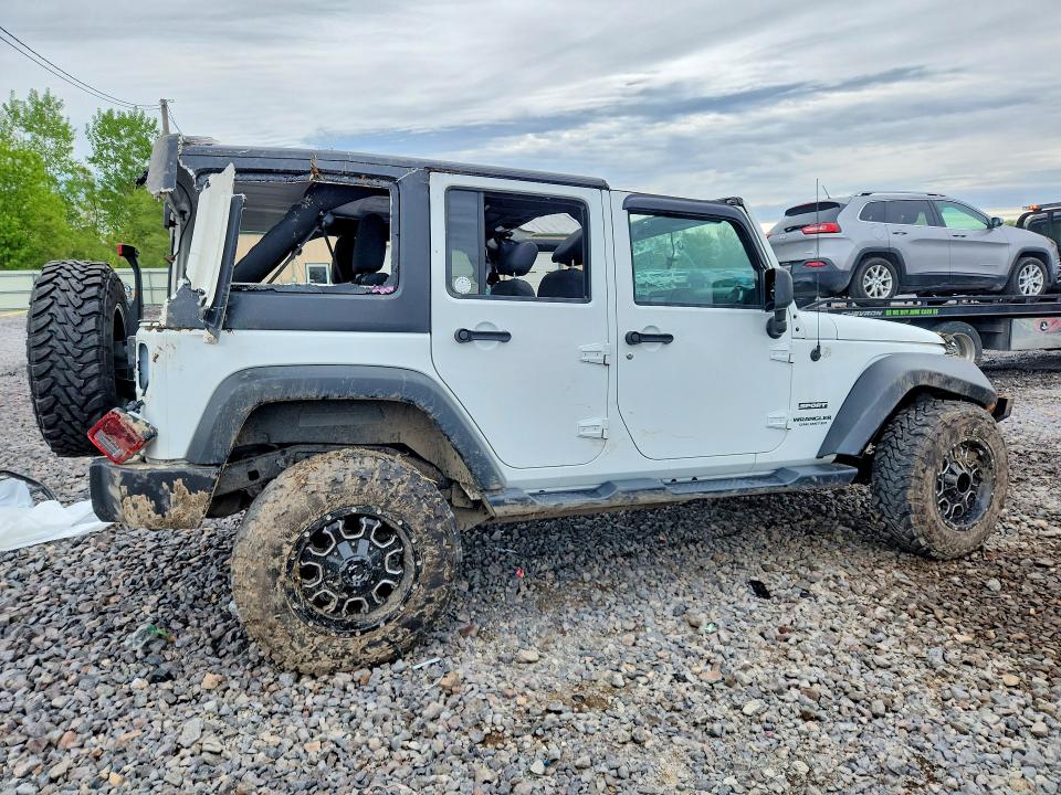 2017 Jeep Wrangler Unlimited მანქანა იყიდება აუქციონზე, vin: 1C4BJWDG9HL556477, აუქციონის ნომერი: 52455446