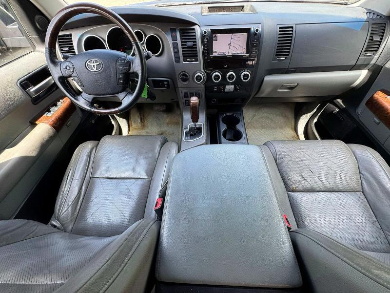 2010 Toyota Sequoia მანქანა იყიდება აუქციონზე, vin: 5TDDY5G18AS033686, აუქციონის ნომერი: 54534126