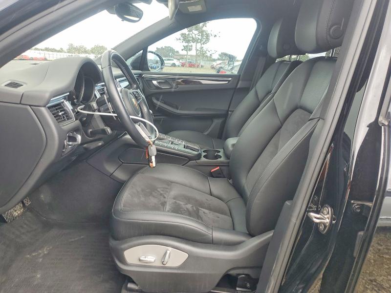 55406766 :رقم المزاد ، WP1AA2A56HLB08039 vin ، 2017 Porsche Macan مزاد بيع