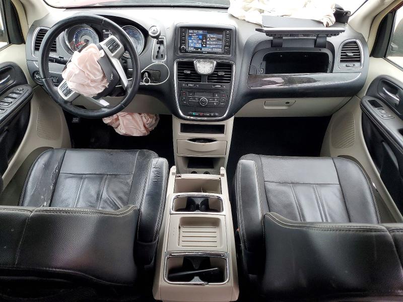 53715286 :رقم المزاد ، 2C4RC1BG9FR538516 vin ، 2015 Chrysler Town & Country مزاد بيع