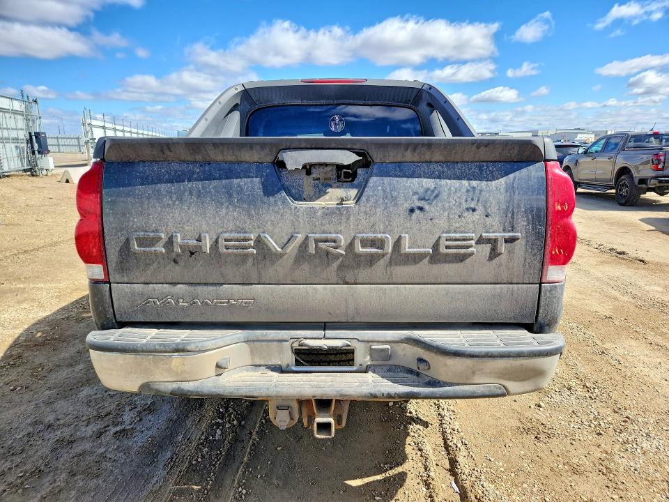 51340596 :رقم المزاد ، 3GNEK12T55G267335 vin ، 2005 Chevrolet Avalanche مزاد بيع