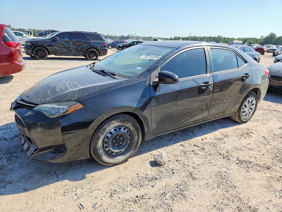 53744006 :رقم المزاد ، 5YFBURHE5JP762166 vin ، 2018 Toyota Corolla مزاد بيع