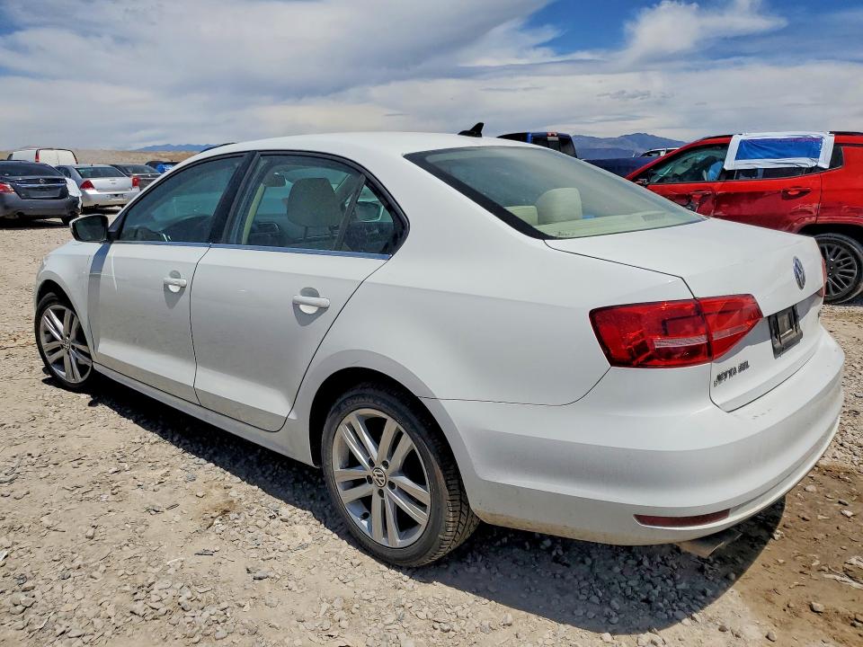 53754376 :رقم المزاد ، 3VWLA7AJ6FM304270 vin ، 2015 Volkswagen Jetta مزاد بيع