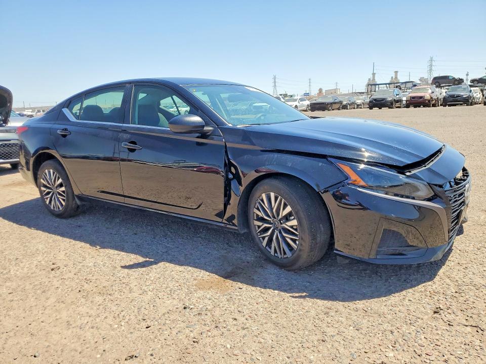 Продаж на аукціоні авто 2026 Nissan Altima, vin: 1N4BL4DV5TN320568, номер лоту: 53654376
