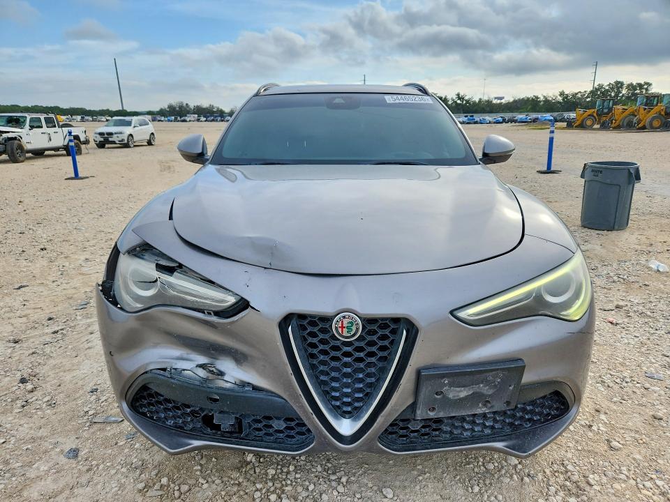 Aukcja sprzedaży 2018 Alfa Romeo Stelvio, vin: ZASFAKNN8J7B80173, numer aukcji: 54465236