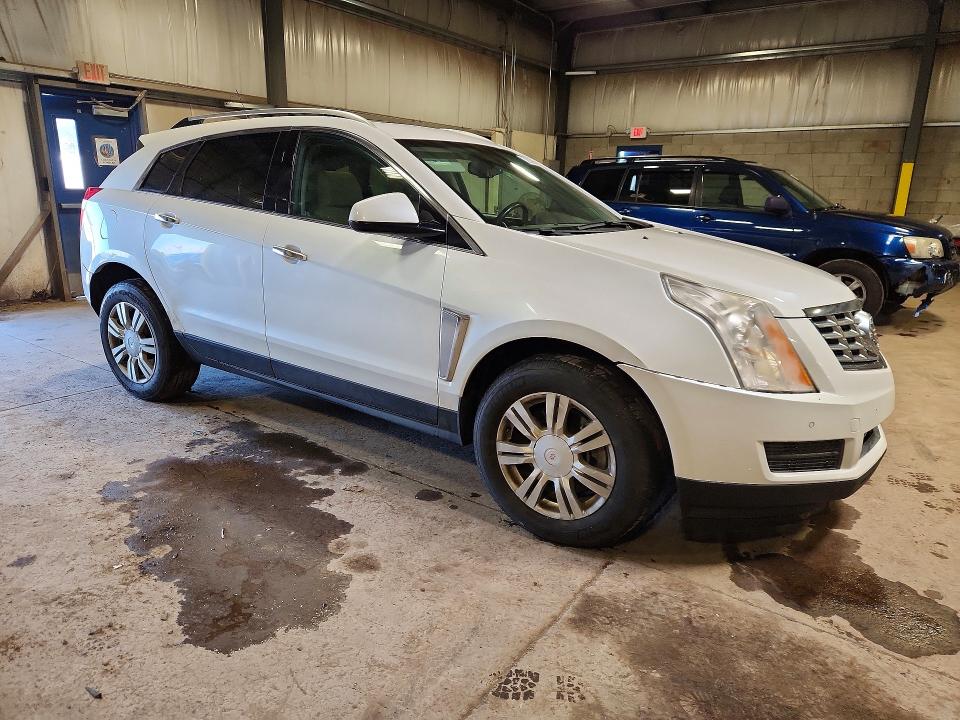 52032496 :رقم المزاد ، 3GYFNCE34DS641466 vin ، 2013 Cadillac Srx مزاد بيع
