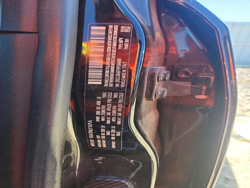 53550606 :رقم المزاد ، ZACCJBAB7HPG64095 vin ، 2017 Jeep Renegade مزاد بيع