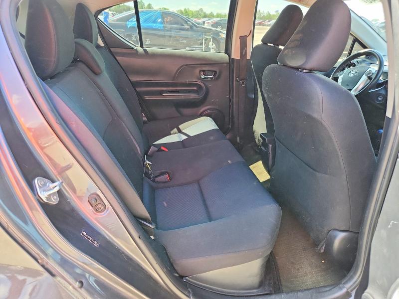 55384546 :رقم المزاد ، JTDKDTB39F1092945 vin ، 2015 Toyota Prius C مزاد بيع