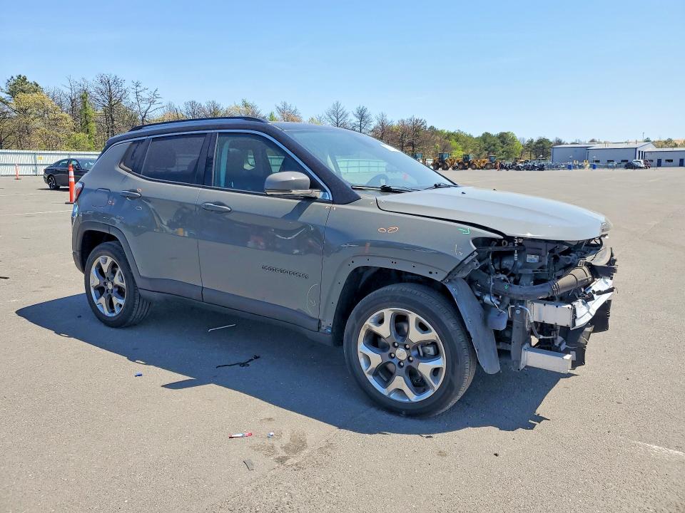 53615546 :رقم المزاد ، 3C4NJDCB9KT767858 vin ، 2019 Jeep Compass مزاد بيع