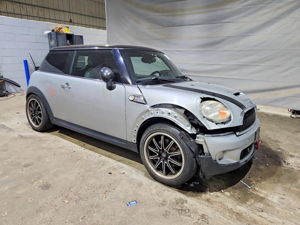 Продажа на аукционе авто 2008 Mini Cooper, vin: WMWMF73588TT87260, номер лота: 53760736