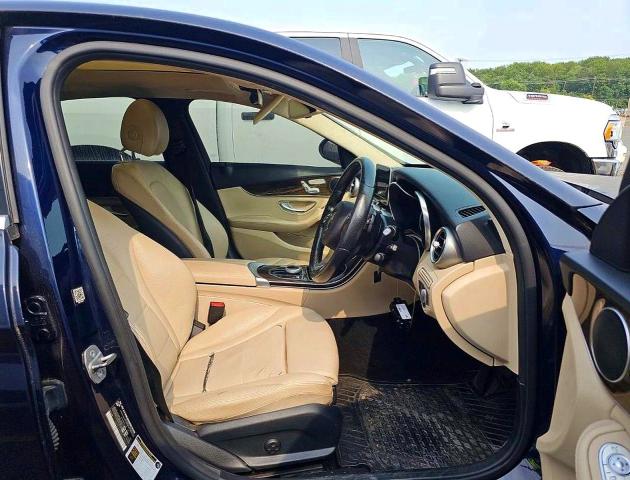 Продажа на аукционе авто 2017 Mercedes-benz C, vin: 55SWF4KBXHU216920, номер лота: 52778936