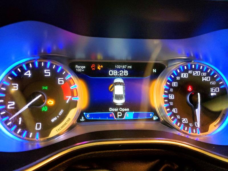 2015 Chrysler 200 მანქანა იყიდება აუქციონზე, vin: 1C3CCCCG8FN606774, აუქციონის ნომერი: 53972156
