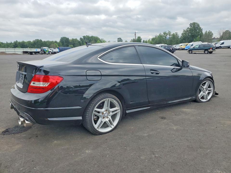 52597236 :رقم المزاد ، WDDGJ4HB6CF778156 vin ، 2012 Mercedes-benz C مزاد بيع