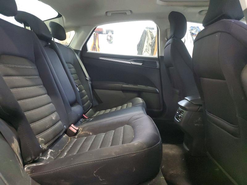 53530546 :رقم المزاد ، 3FA6P0H78FR179796 vin ، 2015 Ford Fusion مزاد بيع