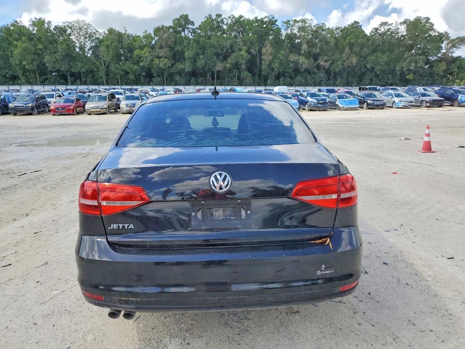 55091506 :رقم المزاد ، 3VW2K7AJ5FM349211 vin ، 2015 Volkswagen Jetta مزاد بيع