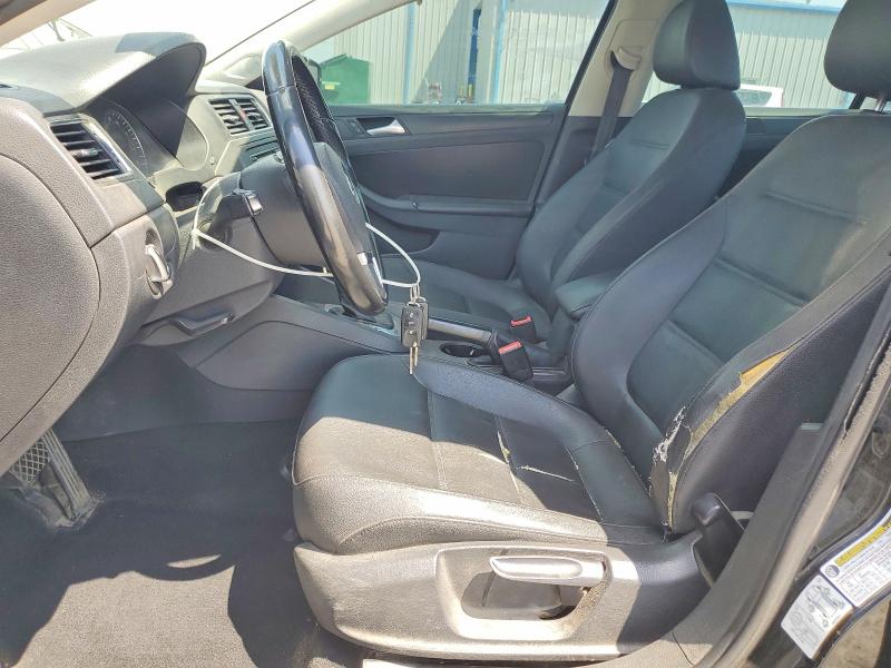 53746756 :رقم المزاد ، 3VWDP7AJ5CM401717 vin ، 2012 Volkswagen Jetta مزاد بيع