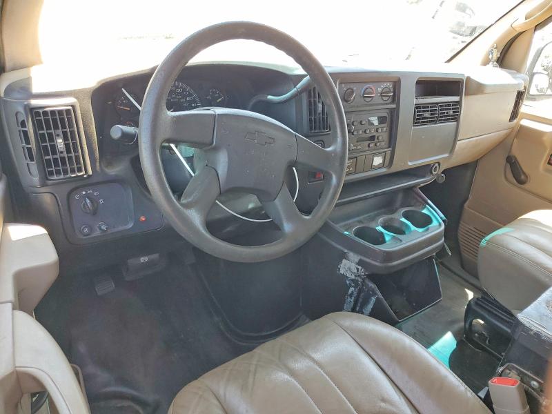 52710456 :رقم المزاد ، 1GCGG25V271223770 vin ، 2007 Chev Express G2500 مزاد بيع