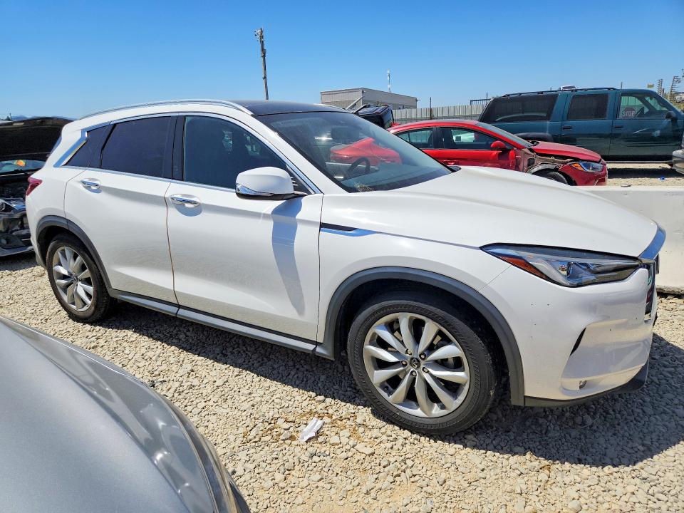 54680876 :رقم المزاد ، 3PCAJ5M17KF126202 vin ، 2019 Infiniti Qx50 مزاد بيع