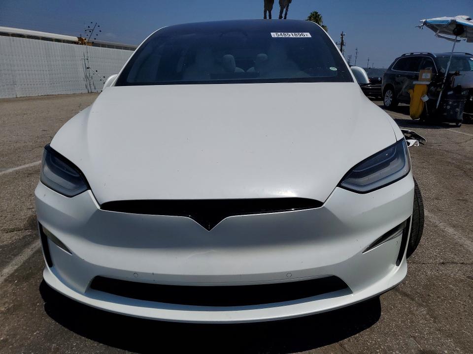 Продажа на аукционе авто 2022 Tesla Model X, vin: 7SAXCBE52NF329946, номер лота: 54851896