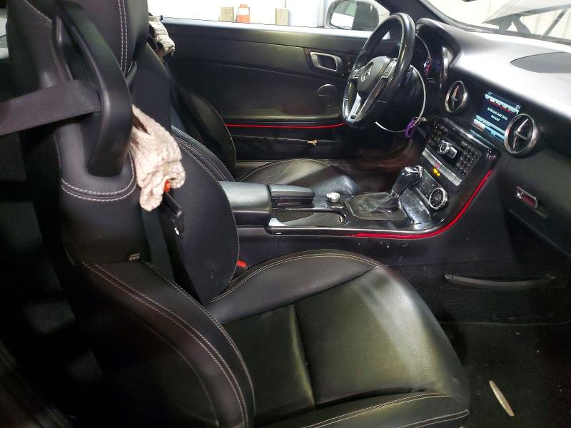 2015 Mercedes-benz Slk მანქანა იყიდება აუქციონზე, vin: WDDPK4HA4FF103396, აუქციონის ნომერი: 53818296