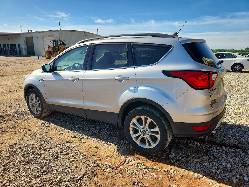 52168346 :رقم المزاد ، 1FMCU0HD8KUB30883 vin ، 2019 Ford Escape مزاد بيع