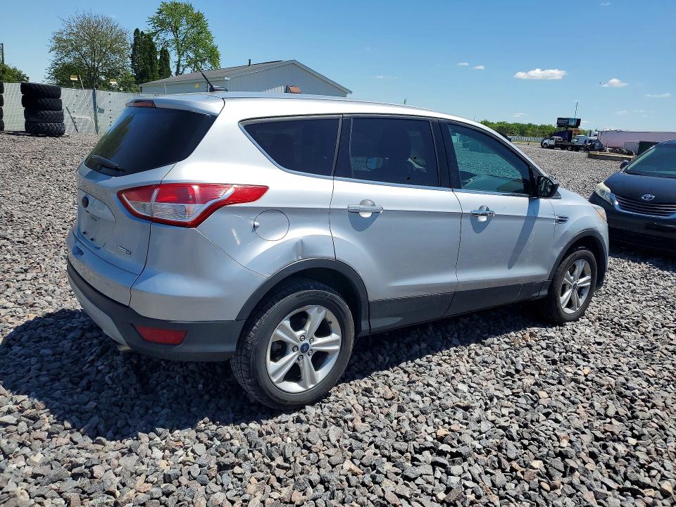 2015 Ford Escape მანქანა იყიდება აუქციონზე, vin: 1FMCU9GX5FUA68526, აუქციონის ნომერი: 53026216