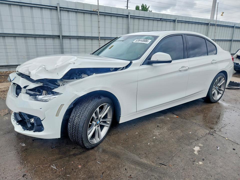 53644906 :رقم المزاد ، WBA8D9C57JEB35175 vin ، 2018 Bmw 330 مزاد بيع