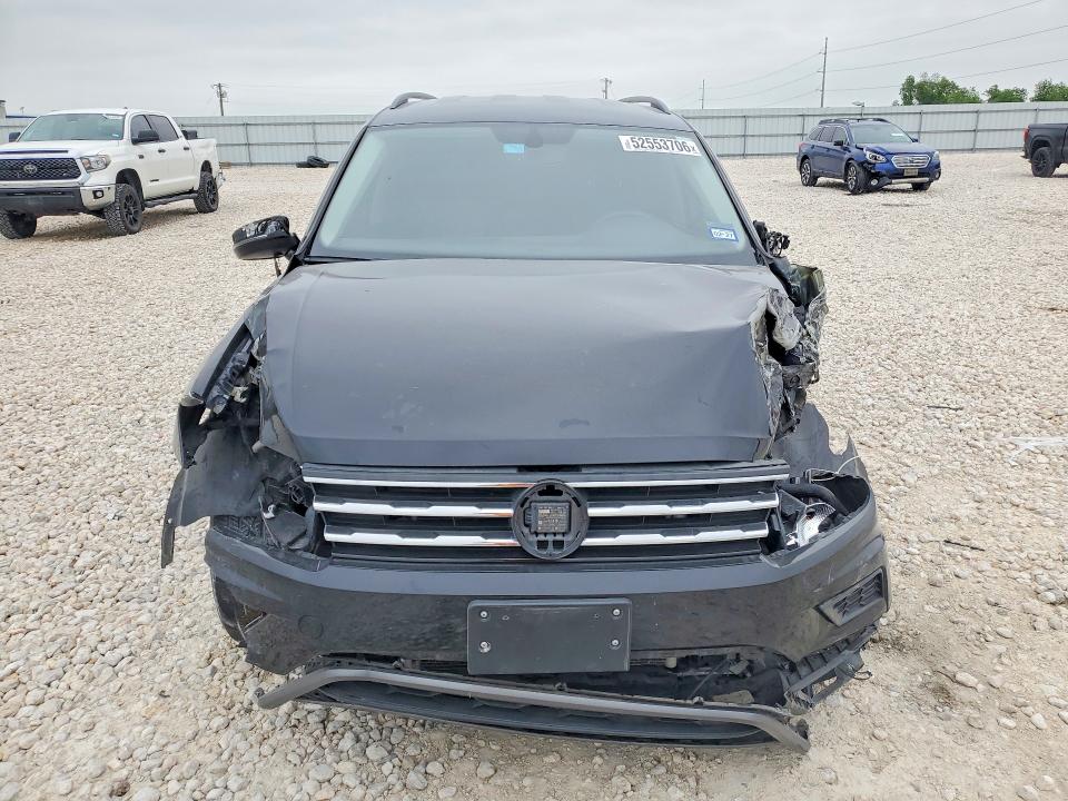 52553706 :رقم المزاد ، 3VV3B7AX0MM062160 vin ، 2021 Volkswagen Tiguan مزاد بيع