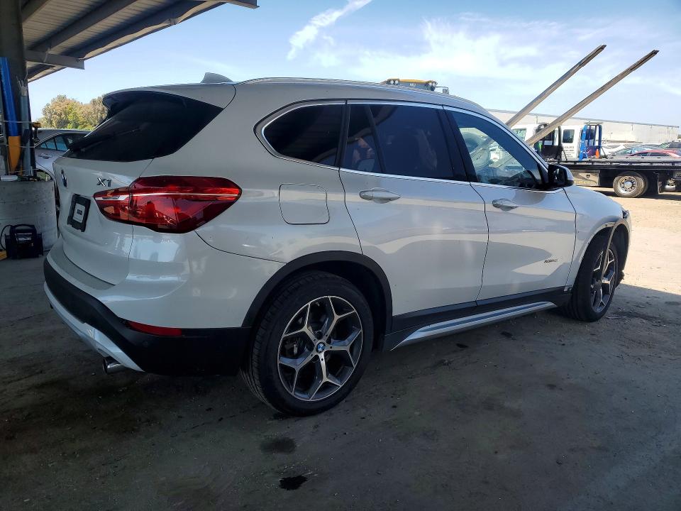 2016 Bmw X1 მანქანა იყიდება აუქციონზე, vin: WBXHT3C38G5E55490, აუქციონის ნომერი: 54535146
