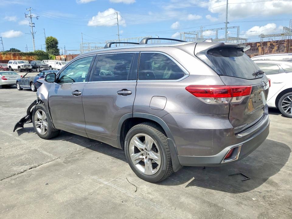 55040906 :رقم المزاد ، 5TDDZRFH1KS961487 vin ، 2019 Toyota Highlander مزاد بيع
