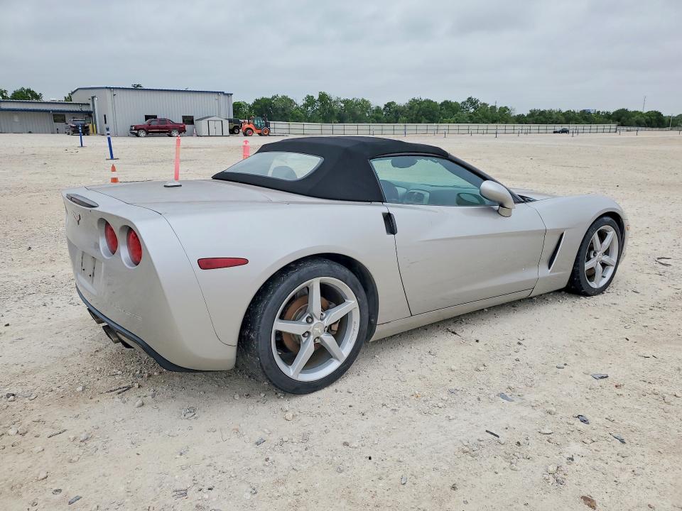52819226 :رقم المزاد ، 1G1YY34U655123539 vin ، 2005 Chev Corvette مزاد بيع