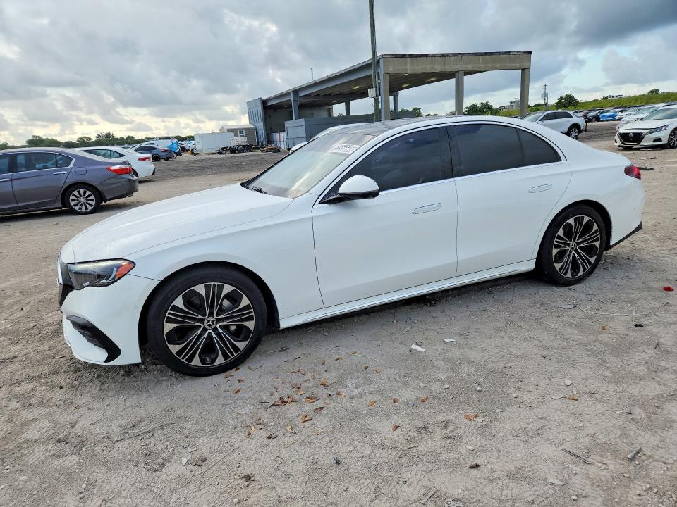 Aukcja sprzedaży 2025 Mercedes-benz E, vin: W1KLF4GB9SA113457, numer aukcji: 53556646