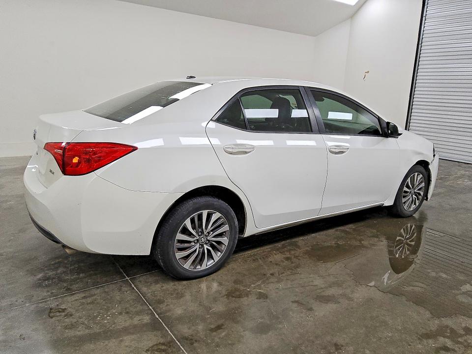 Aukcja sprzedaży 2018 Toyota Corolla, vin: 5YFBURHEXJP792702, numer aukcji: 52954326