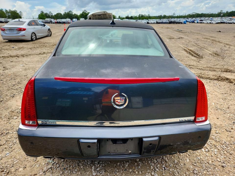 55257106 :رقم المزاد ، 1G6KD5EY6AU133691 vin ، 2010 Cadillac Dts مزاد بيع