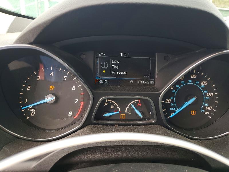 2014 Ford Escape მანქანა იყიდება აუქციონზე, vin: 1FMCU9G99EUA13237, აუქციონის ნომერი: 53949246