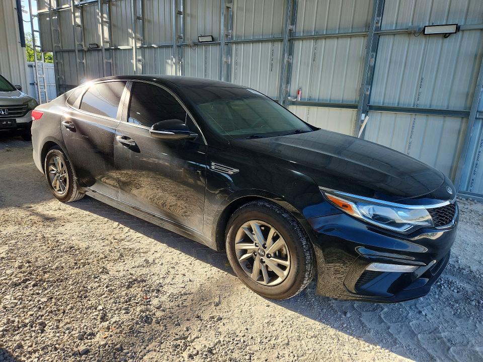 2019 Kia Optima მანქანა იყიდება აუქციონზე, vin: 5XXGT4L30KG310377, აუქციონის ნომერი: 52567316