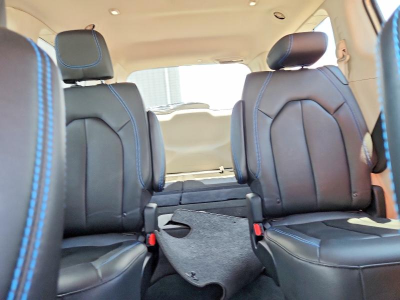 Продаж на аукціоні авто 2021 Chrysler Pacifica, vin: 2C4RC1BG3MR587434, номер лоту: 53733776