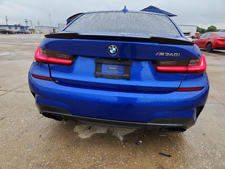 54913646 :رقم المزاد ، 3MW5U7J00M8B73883 vin ، 2021 Bmw M340i مزاد بيع