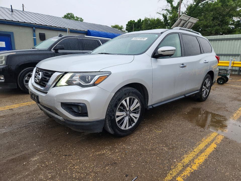 53231026 :رقم المزاد ، 5N1DR2MN5KC627976 vin ، 2019 Nissan Pathfinder مزاد بيع