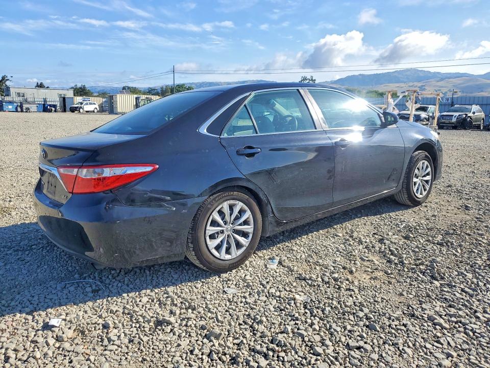 Продажа на аукционе авто 2017 Toyota Camry, vin: 4T1BF1FK6HU640395, номер лота: 52199946