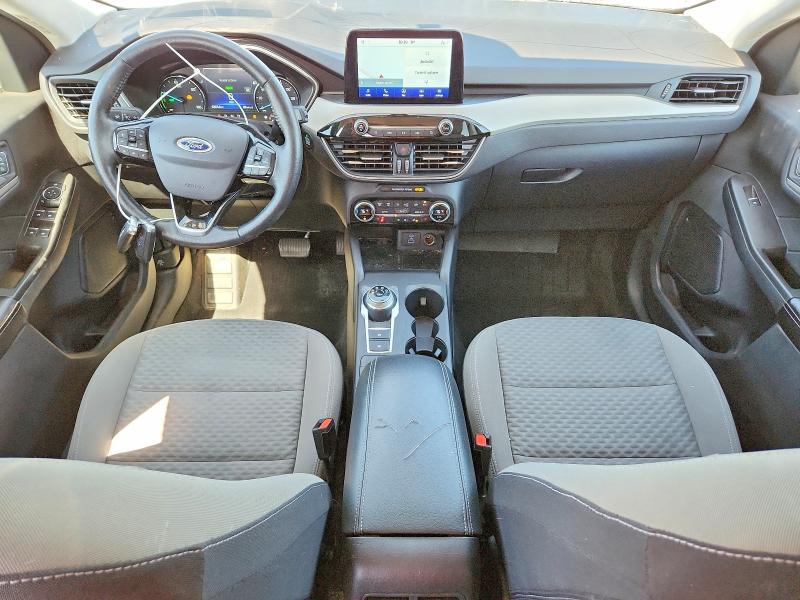 53591286 :رقم المزاد ، 1FMCU0BZ6MUA03105 vin ، 2021 Ford Escape مزاد بيع