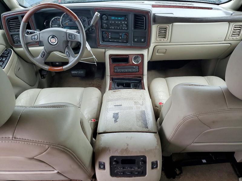 2006 Cadillac Escalade მანქანა იყიდება აუქციონზე, vin: 1GYEK63N56R142739, აუქციონის ნომერი: 53627556