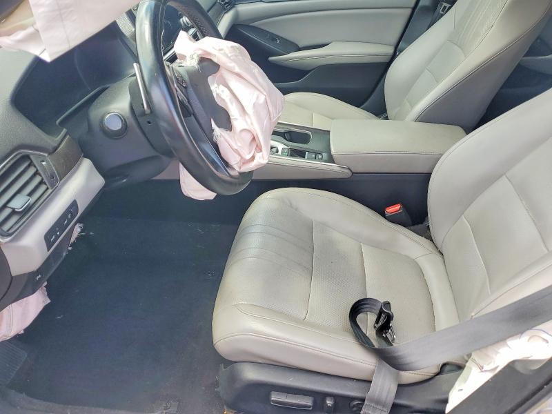 Продаж на аукціоні авто 2018 Honda Accord, vin: 1HGCV1F99JA072449, номер лоту: 52551476