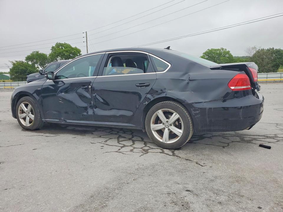 52718606 :رقم المزاد ، 1VWAT7A36FC100394 vin ، 2015 Volkswagen Passat مزاد بيع